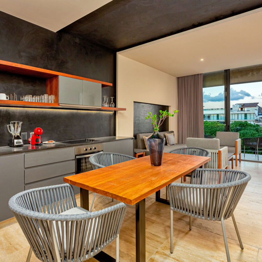 Serenity a Luxury 2 Bedroom Apartment
